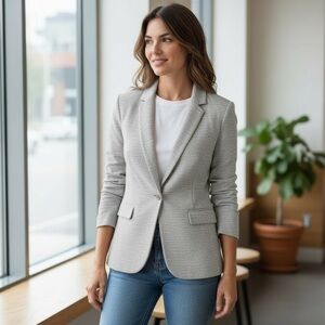 Antonio Melani Single Breasted Blazer in gray plaid Size 8